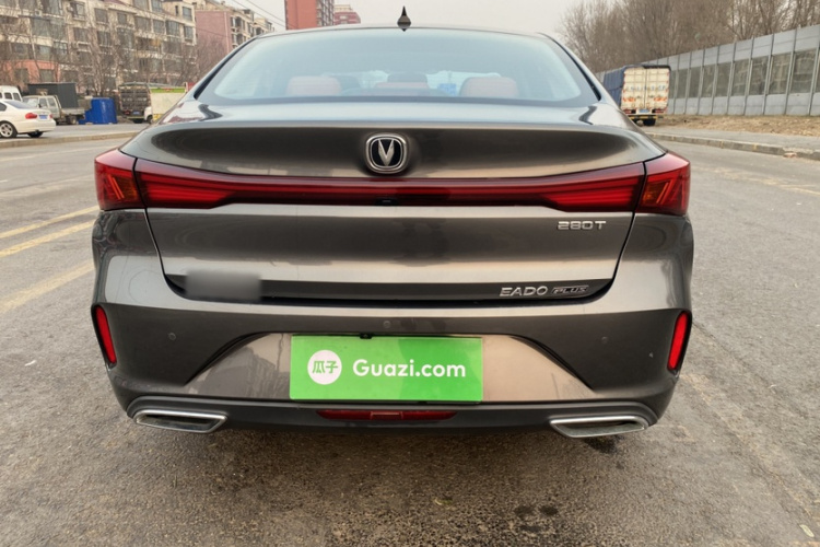 长安 逸动 2022款 PLUS 蓝鲸NE 1.4T GDI DCT尊贵版车身外观6003