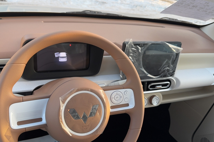 五菱汽车 宏光MINIEV 2024款 第三代 215km 青春版中控内饰7003