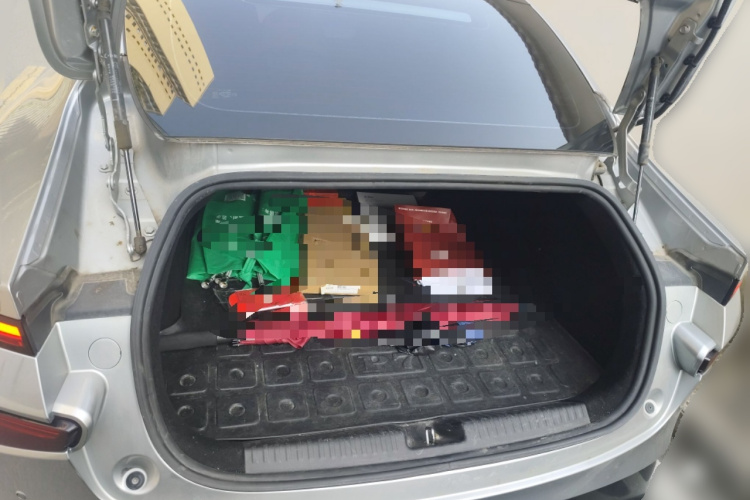 小鹏P7 2021款 670G中控内饰23