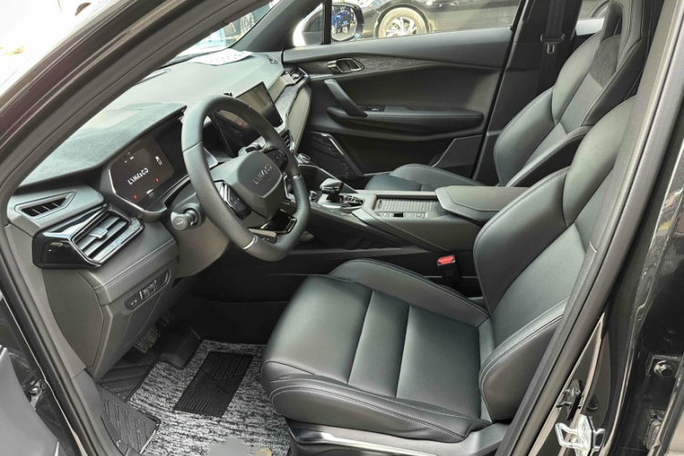 领克06 2020款 1.5T 劲Pro中控内饰7009