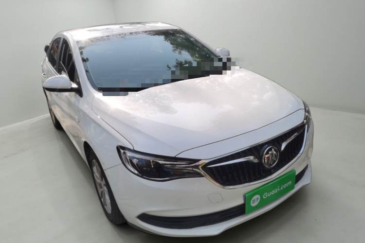 别克 英朗 2021款 改款 典范 1.5L 自动精英型车身外观3