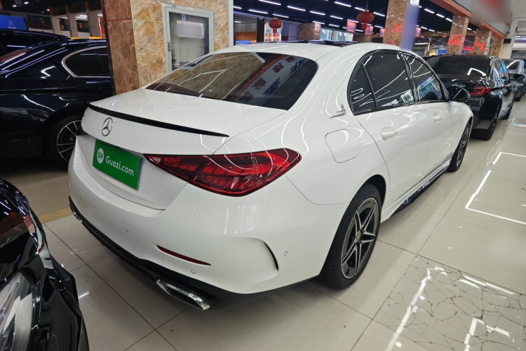 奔驰C级 2025款 C 260 L 皓夜运动版车身外观7
