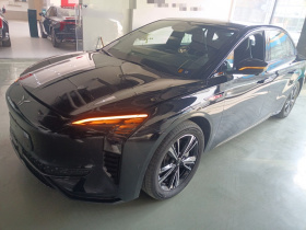 红旗EH7 2024款 690 Pro