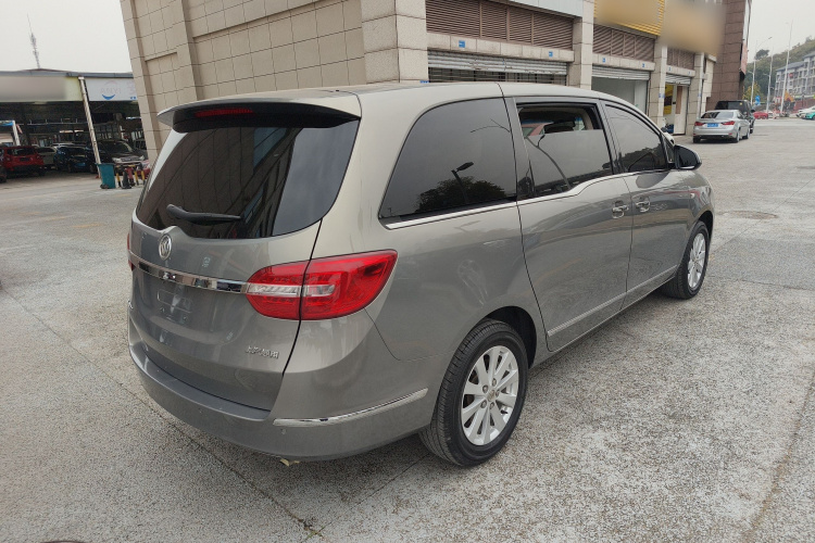 别克GL8 2017款 25S 豪华型 国V车身外观7