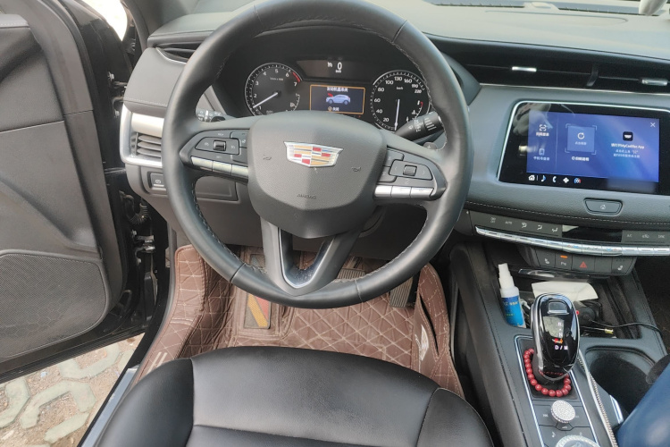 凯迪拉克XT4 2021款 28T 两驱豪华型局部细节13