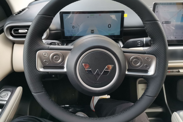 五菱汽车 五菱缤果PLUS 2024款 510km 五座版局部细节13