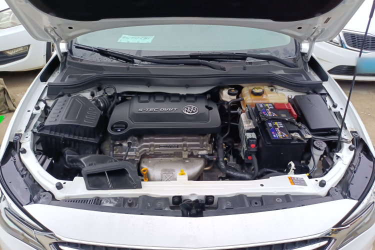 别克 英朗 2021款 典范 1.5L 自动精英型局部细节24