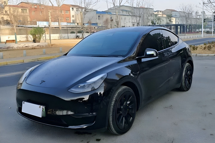 特斯拉 Model Y 2021款 标准续航后驱版车身外观1