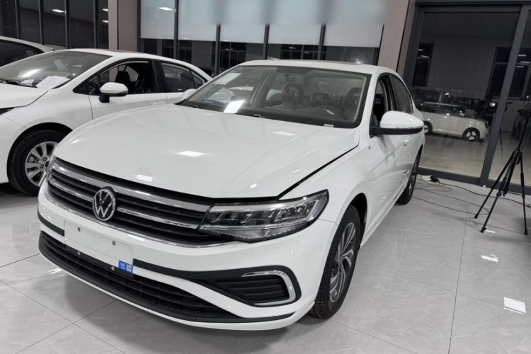 大众 宝来 2026款 200TSI DSG悦行导航版车身外观6005