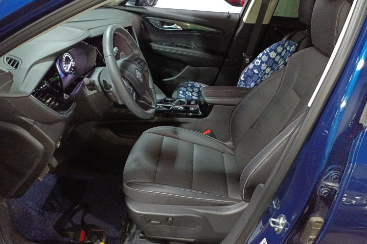 别克 2023款 昂科威S 552T 两驱豪华型中控内饰19