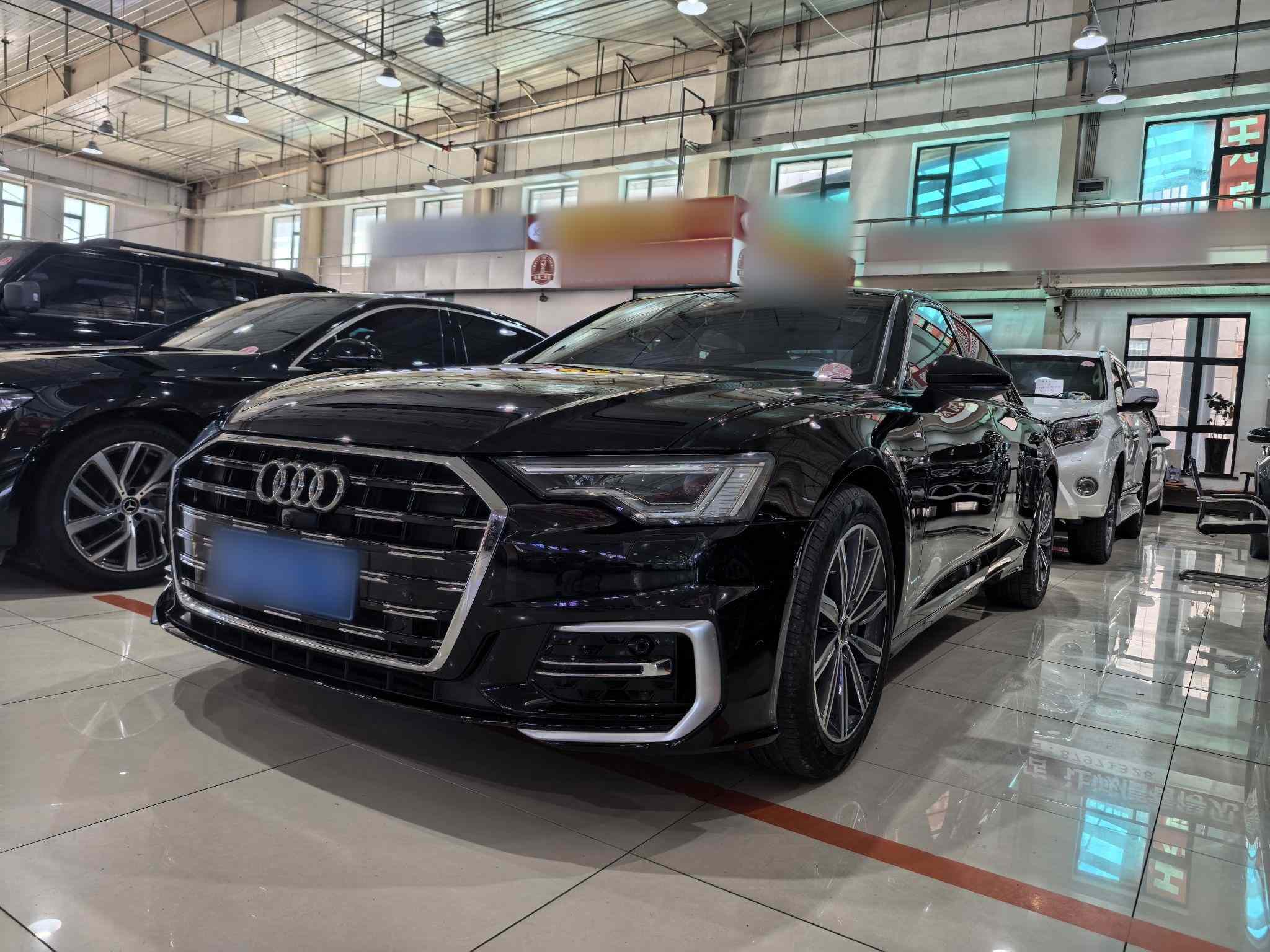 奥迪A6L 2023款 改款 45 TFSI 臻选动感型(1)
