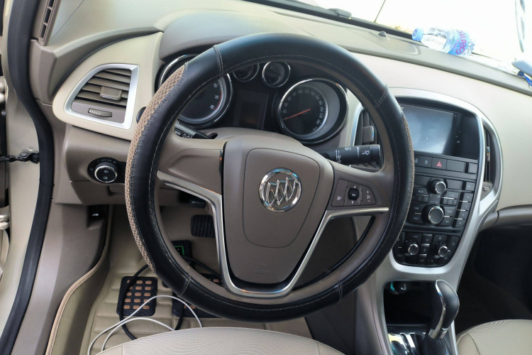 别克 英朗 2013款 GT 1.6L 自动时尚版局部细节13