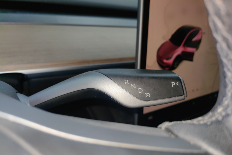 特斯拉 Model Y 2021款 改款 长续航全轮驱动版 3D5局部细节18