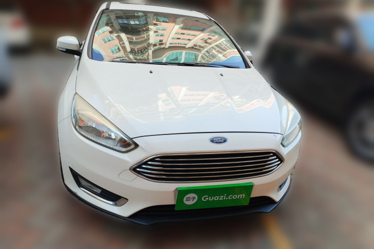 福特 福克斯 2015款 三厢 EcoBoost 125 自动超能风尚型车身外观2