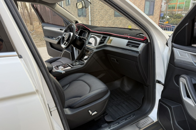 众泰 大迈X7 2018款 2.0T 自动尊贵型中控内饰7002