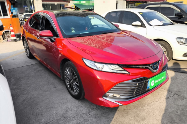 丰田 凯美瑞 2019款 改款 双擎 2.5HQ 旗舰版车身外观6002