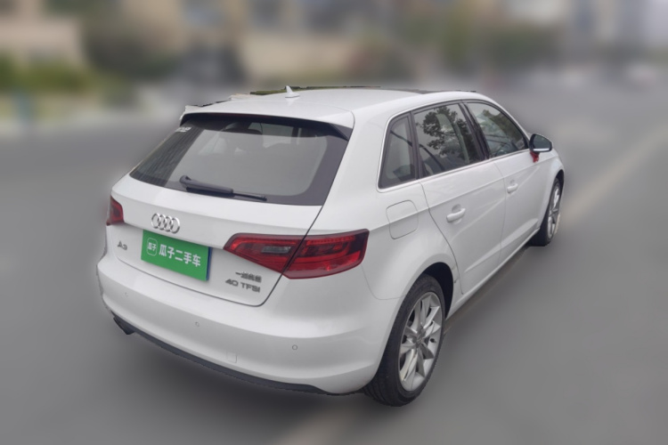 奥迪A3 2015款 Sportback 40 TFSI 自动舒适型车身外观7