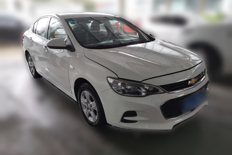 雪佛兰 科沃兹 2019款 320 自动欣享天窗版车身外观3