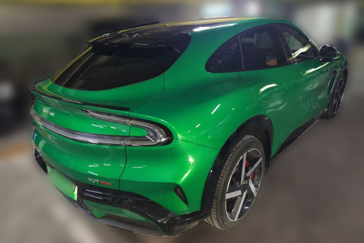 小米汽车 小米YU7 2025款 超长续航高性能四驱Max版车身外观7