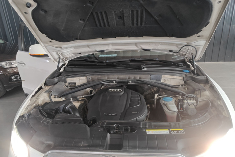 奥迪Q5 2015款 40 TFSI 技术型局部细节24