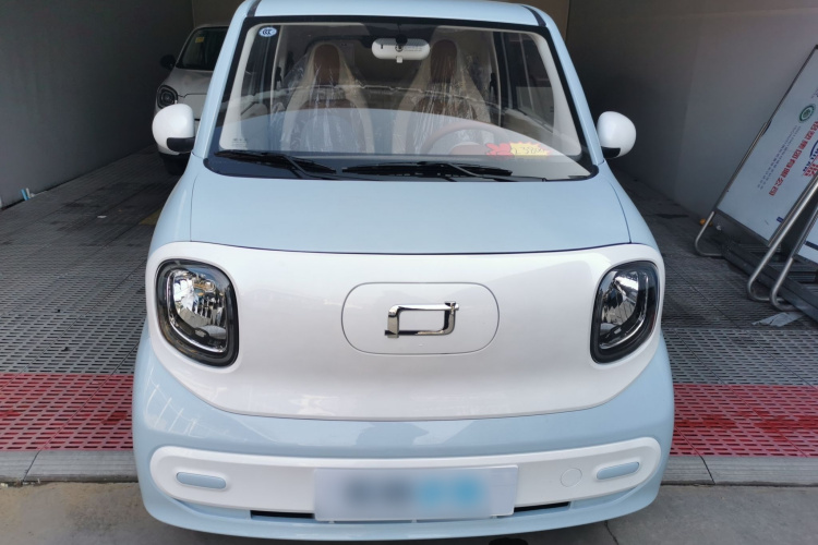 奔腾小马 2026款 222km 炫彩马车身外观2