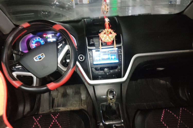 吉利汽车 帝豪 2016款 三厢 1.5L 手动向上版中控内饰12