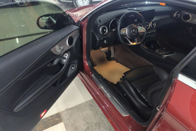 奔驰C级(进口) 2020款 C 260 轿跑车中控内饰20