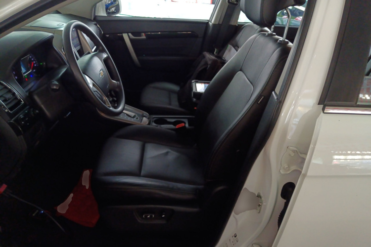 雪佛兰 科帕奇 2015款 2.4L 两驱城市版 7座中控内饰19