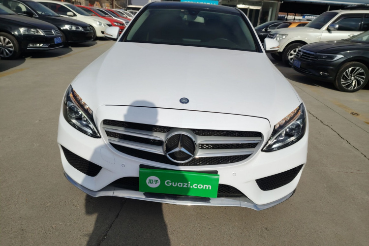奔驰C级 2017款 改款 C 200 L 运动版车身外观2