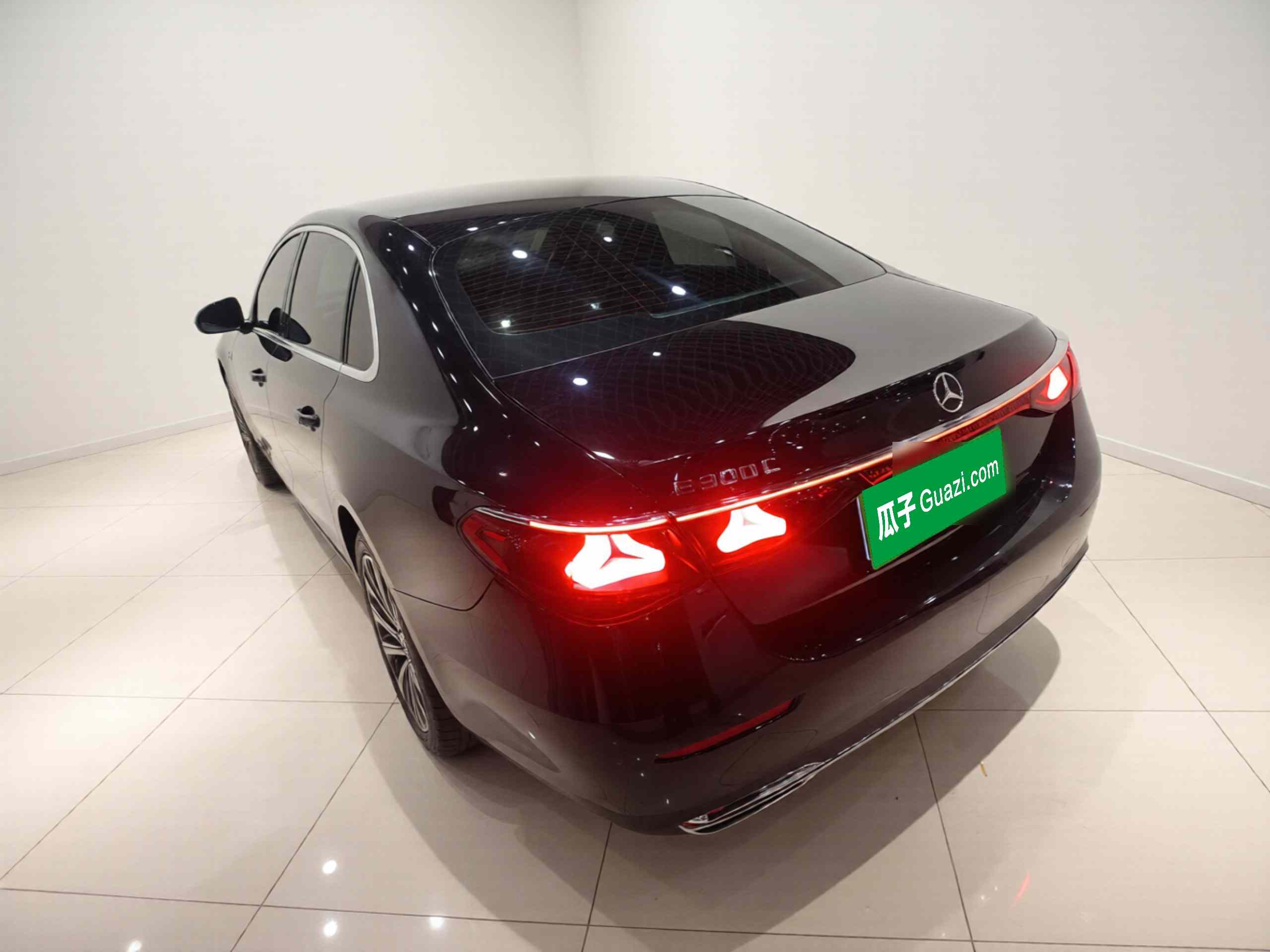 奔驰E级 2025款 E 300 L 豪华型(3)