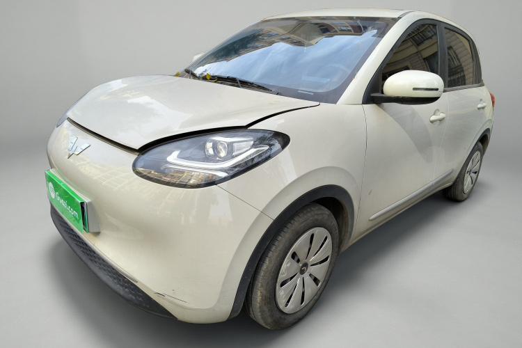 五菱汽车 五菱缤果 2023款 203km 轻享款车身外观1