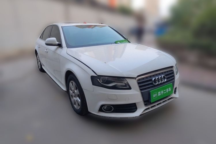 奥迪A4L 2011款 2.0 TFSI 标准型车身外观6002