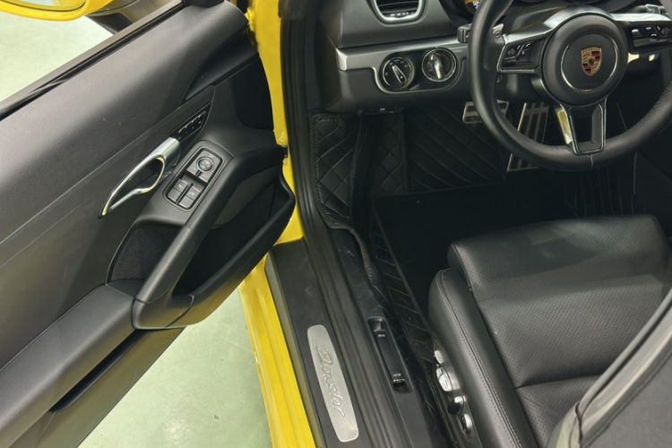 保时捷718 2018款 Boxster 2.0T中控内饰7001