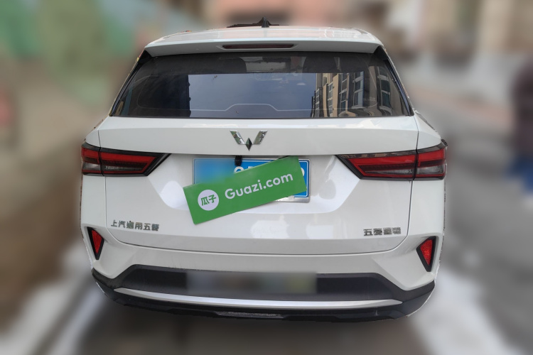 五菱汽车 五菱星驰 2022款 1.5L 手动自由型车身外观6