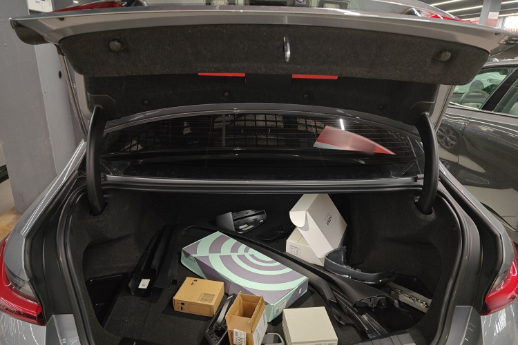 宝马i3 2022款 eDrive 35 L局部细节23