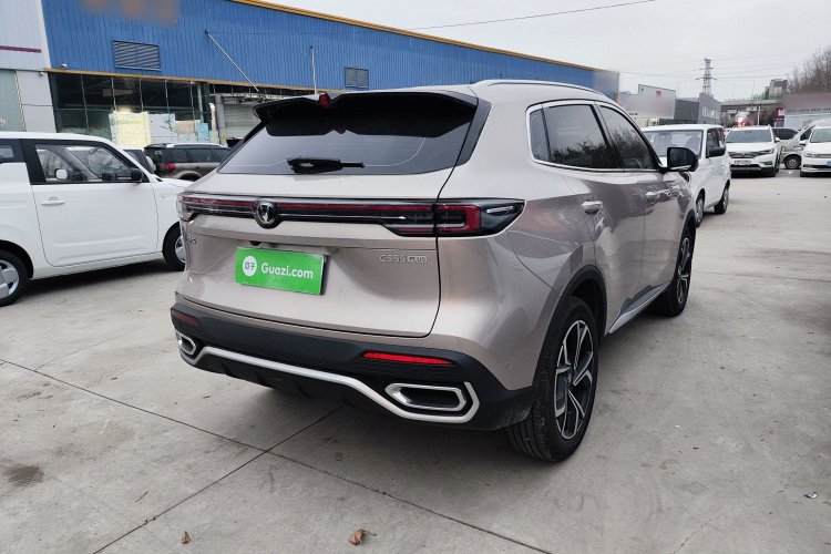 长安CS55PLUS 2026款 第四代 新蓝鲸 1.5T 天枢尊贵型车身外观7