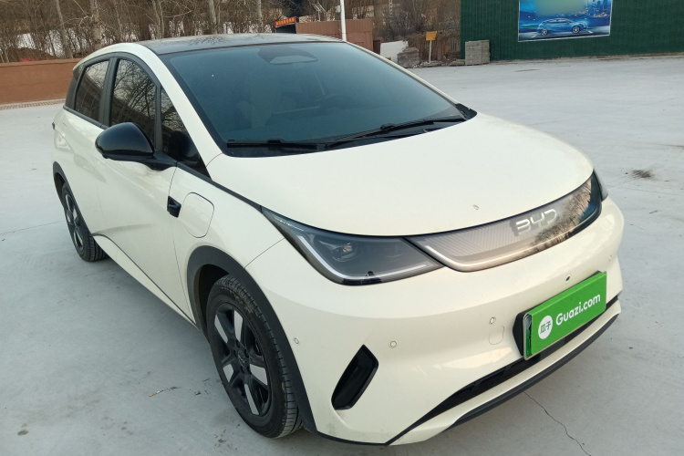 比亚迪 海豚 2025款 智驾版 410km 时尚版车身外观3