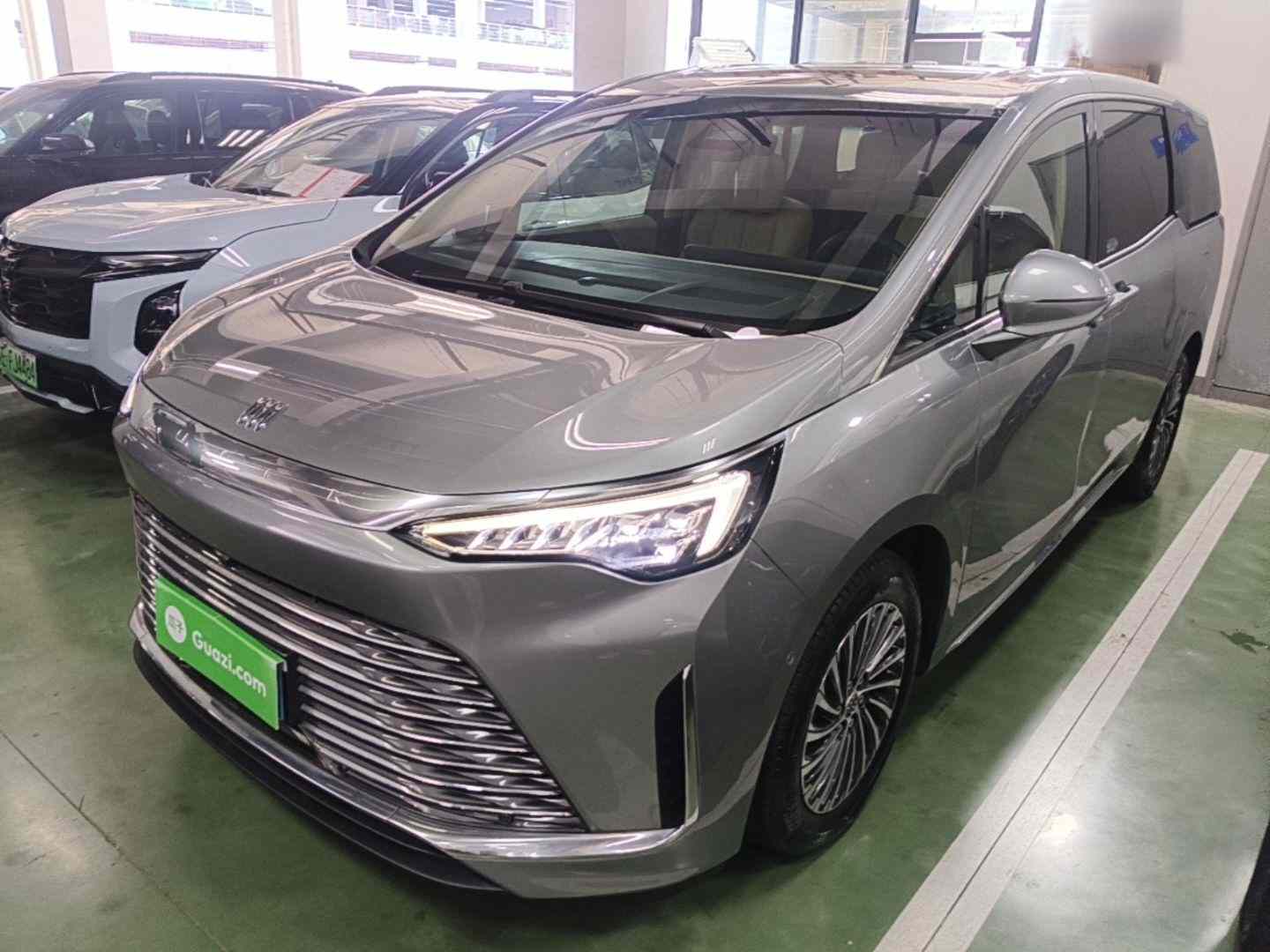 别克 世纪 2023款 2.0T 七座臻享款(2)