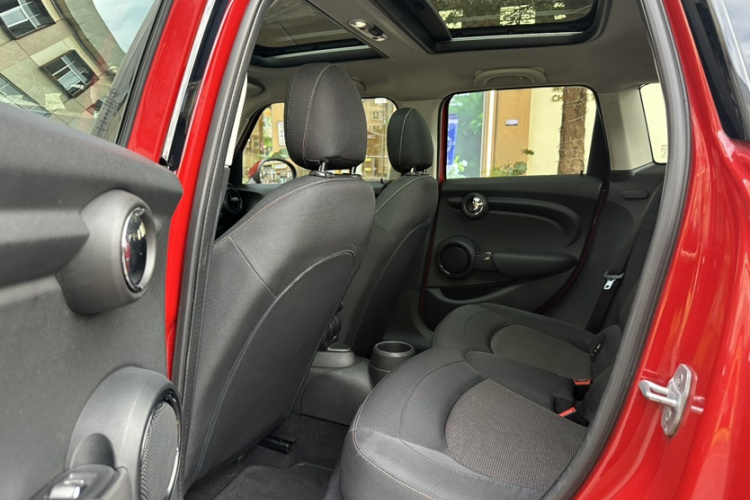 MINI 2016款 1.2T ONE 五门版中控内饰7001