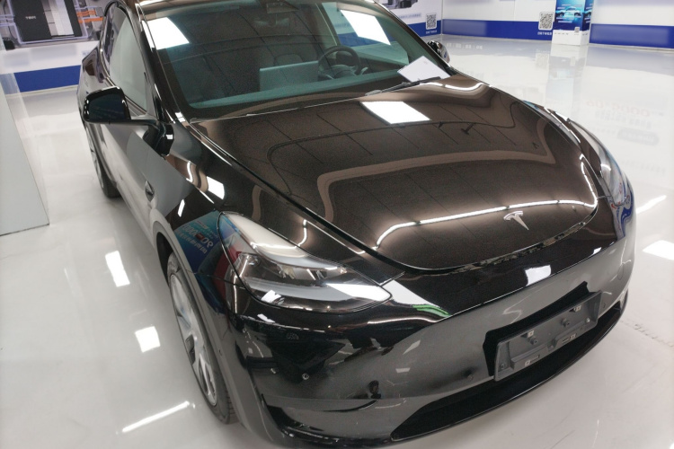 特斯拉 Model Y 2022款 改款 后轮驱动版车身外观3