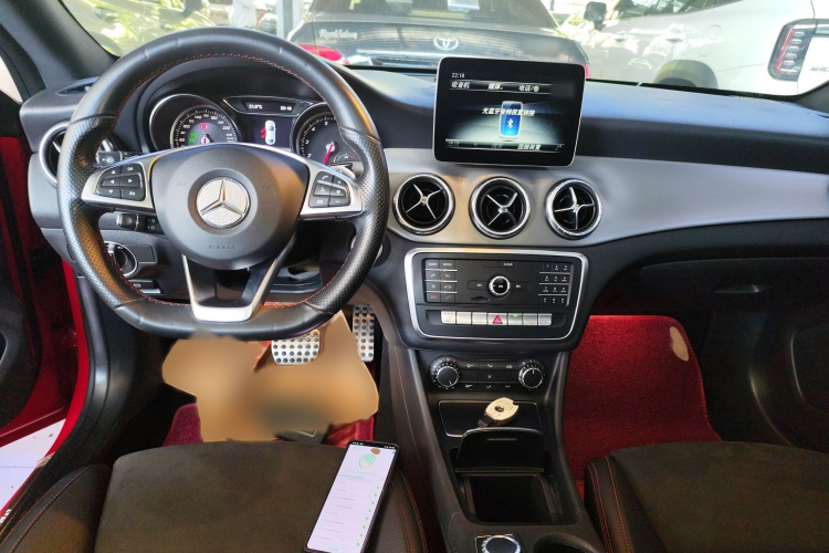 奔驰CLA 2018款 CLA 220 4MATIC中控内饰7002