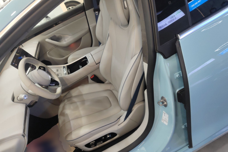 鸿蒙智行 智界S7 2025款 855km Max中控内饰19