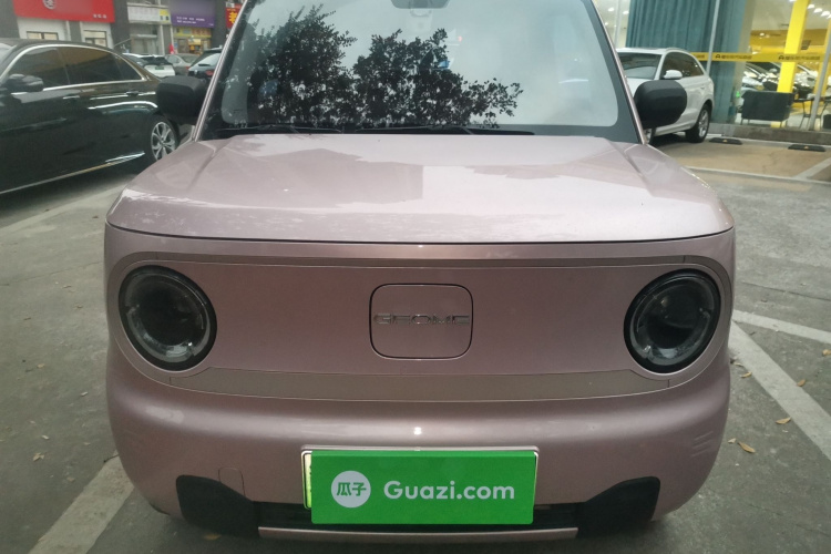 吉利银河 2023款 熊猫mini 200km 耐力熊车身外观2