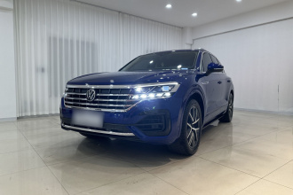 大众 途锐 2021款 3.0TSI 锐享版 经典运动套装