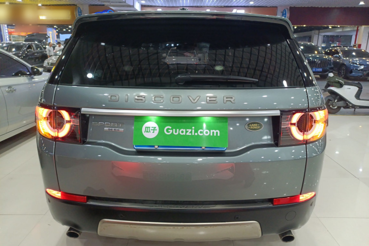 路虎 发现神行 2016款 2.0T SE车身外观6