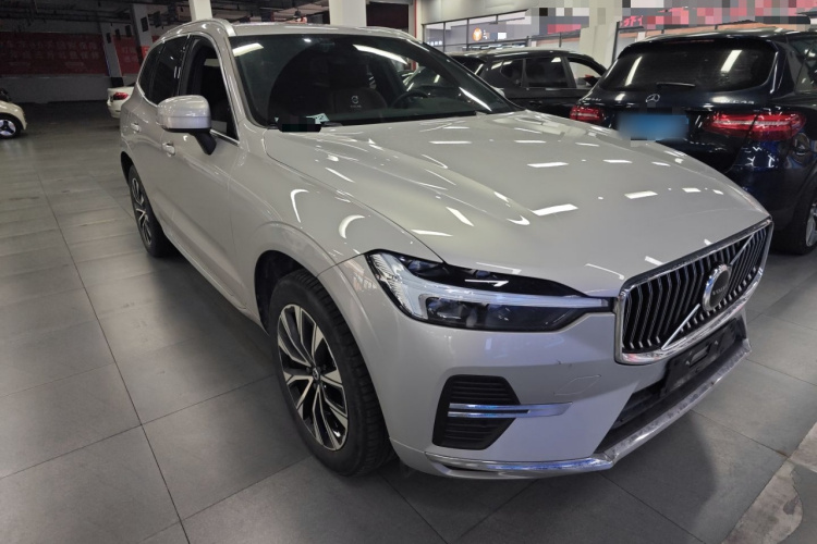 沃尔沃XC60 2023款 B5 四驱智远豪华版车身外观6002