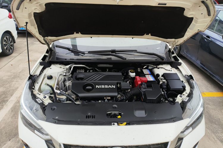 日产 轩逸 2020款 改款 1.6L XL CVT悦享版机舱底盘24