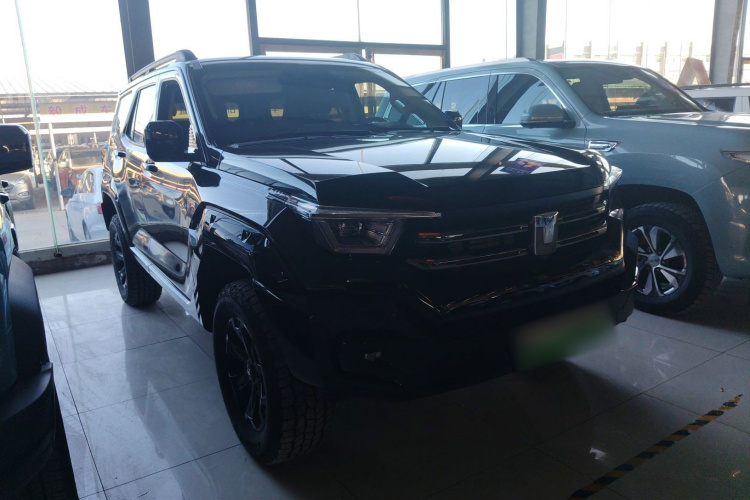 坦克400新能源 2024款 Hi4-T 越野版车身外观3