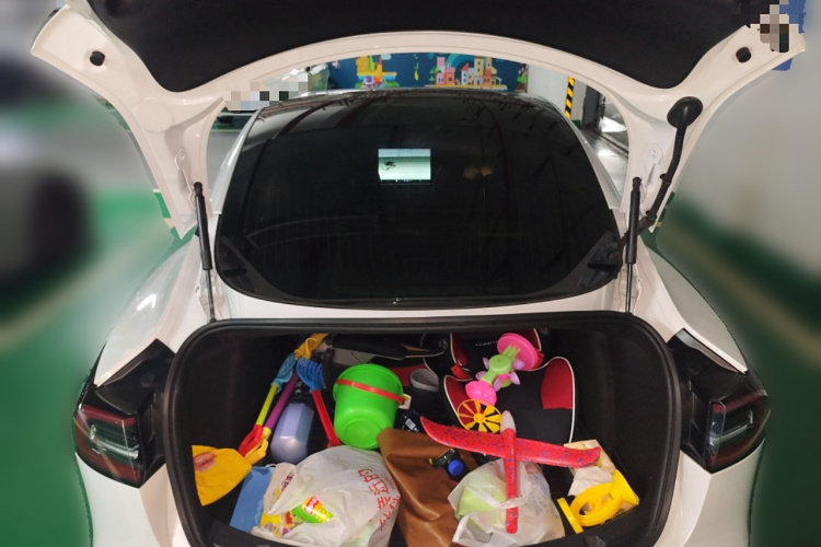 特斯拉 Model 3 2019款 标准续航后驱升级版局部细节23