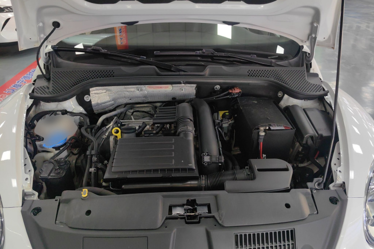 大众 甲壳虫 2015款 180TSI机舱底盘24